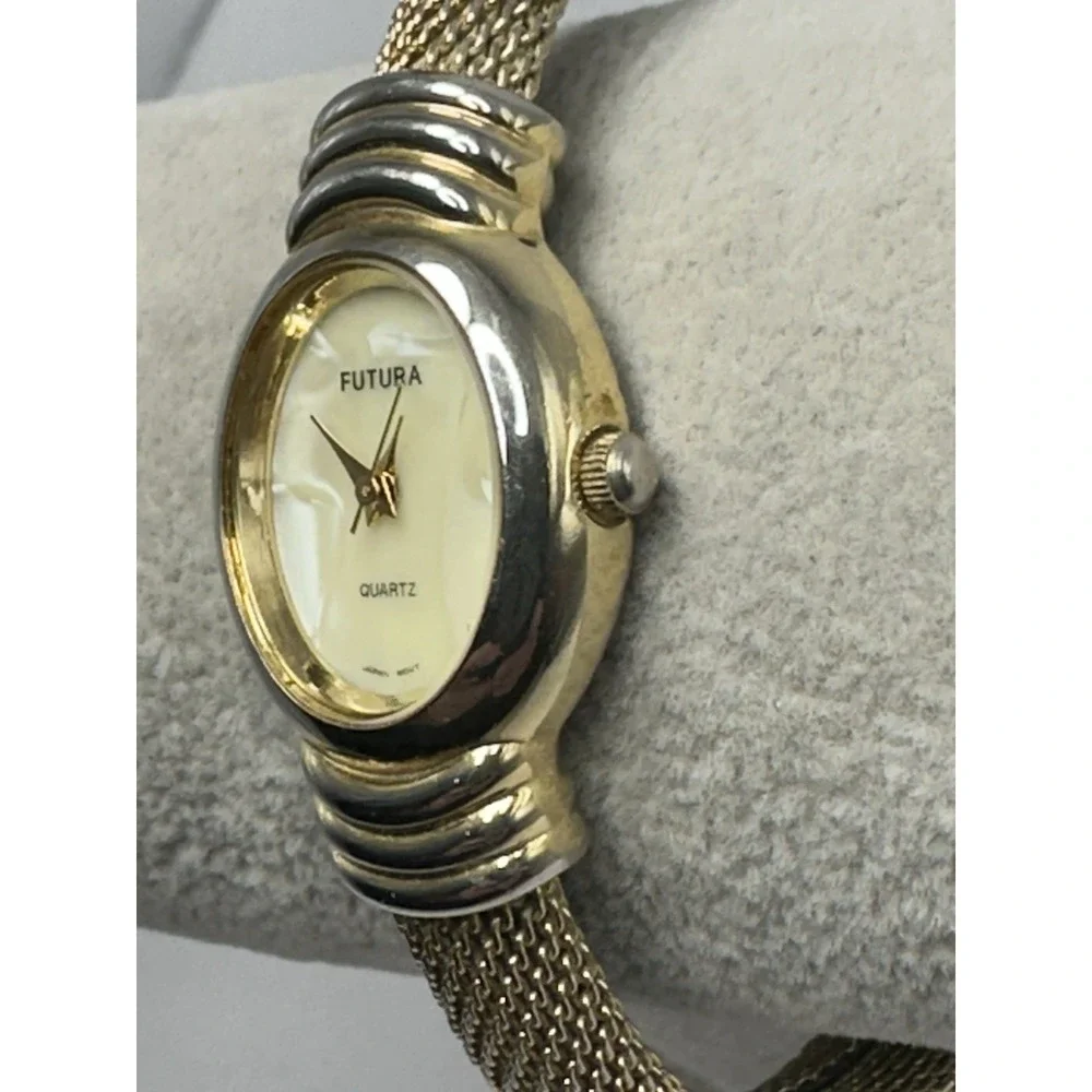 Futura 1820QB Ladies Cuff‎ MOP Watch New Battery 21MM 6.75